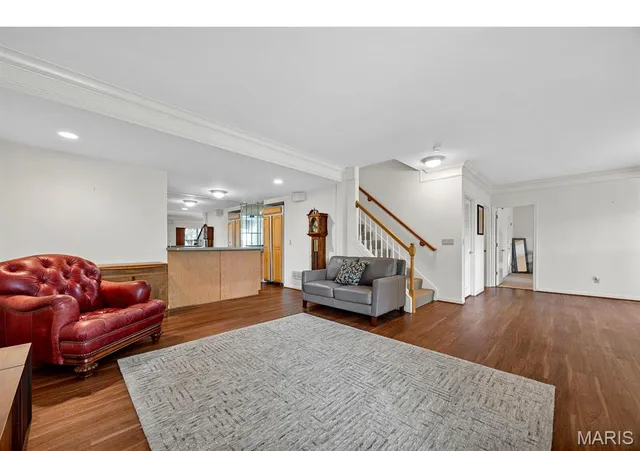 $549,900 | 831 Stone Meadow Drive, Chesterfield, MO 63005