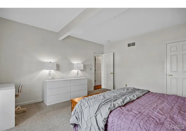 $549,900 | 831 Stone Meadow Drive, Chesterfield, MO 63005