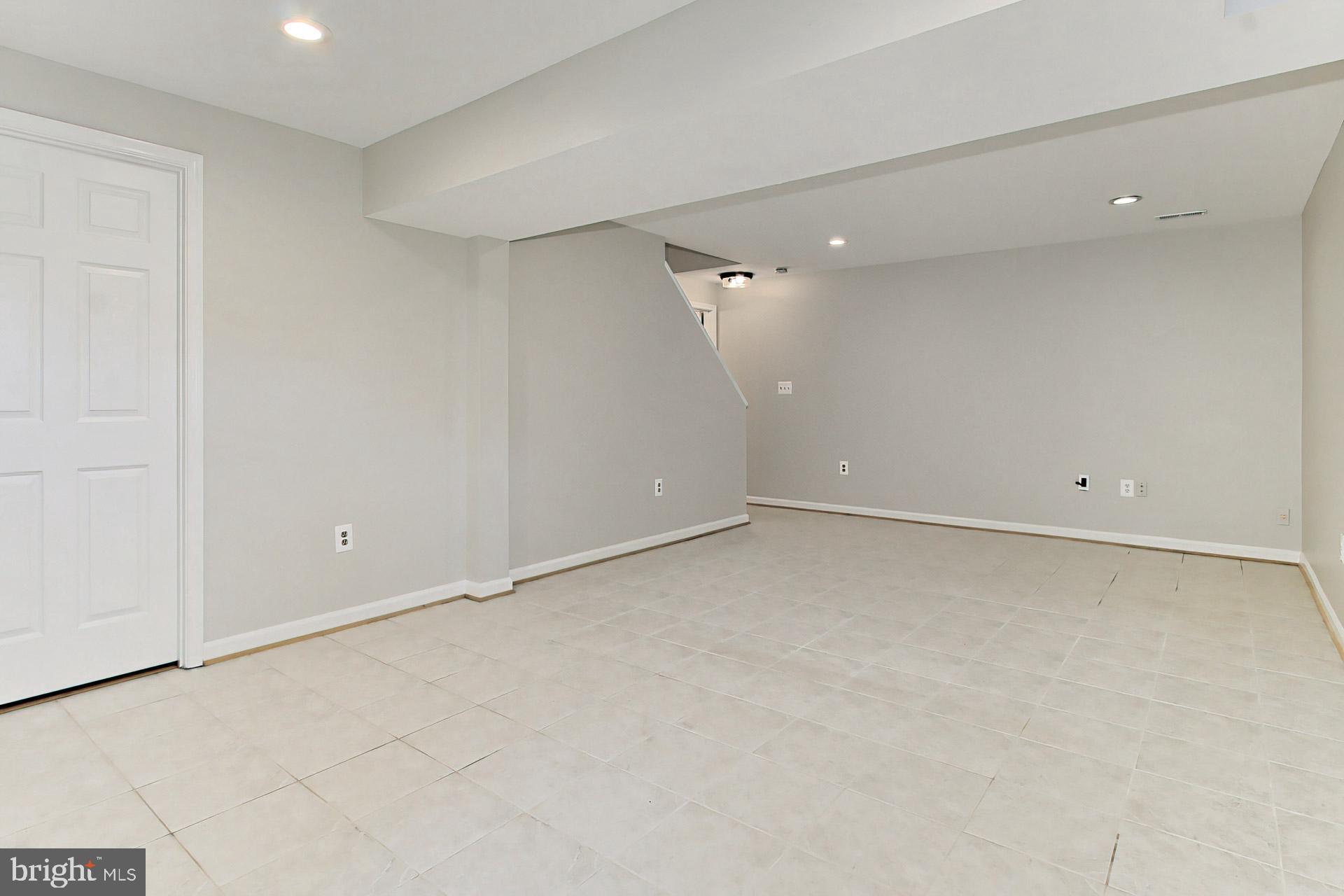 12567 Rock Ridge Road Herndon, VA 20170 - Photo 41 of 50 Wired for TV and Speakers Too!