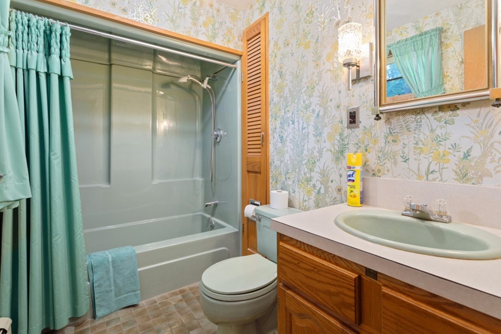 30 Pearl Road Saugus, MA 01906 - Photo 17 of 41 Gallery Image 17