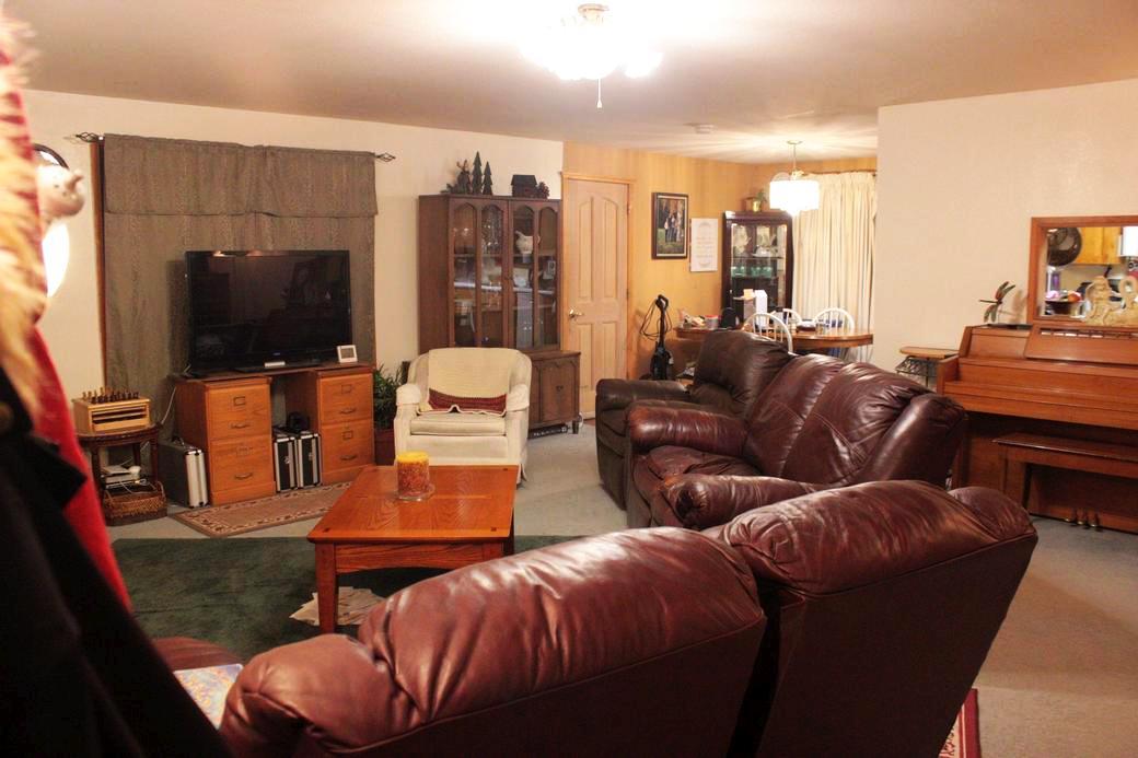 16093 Burgess Road La Pine, OR 97739 - Photo 9 of 36 Burgess liv