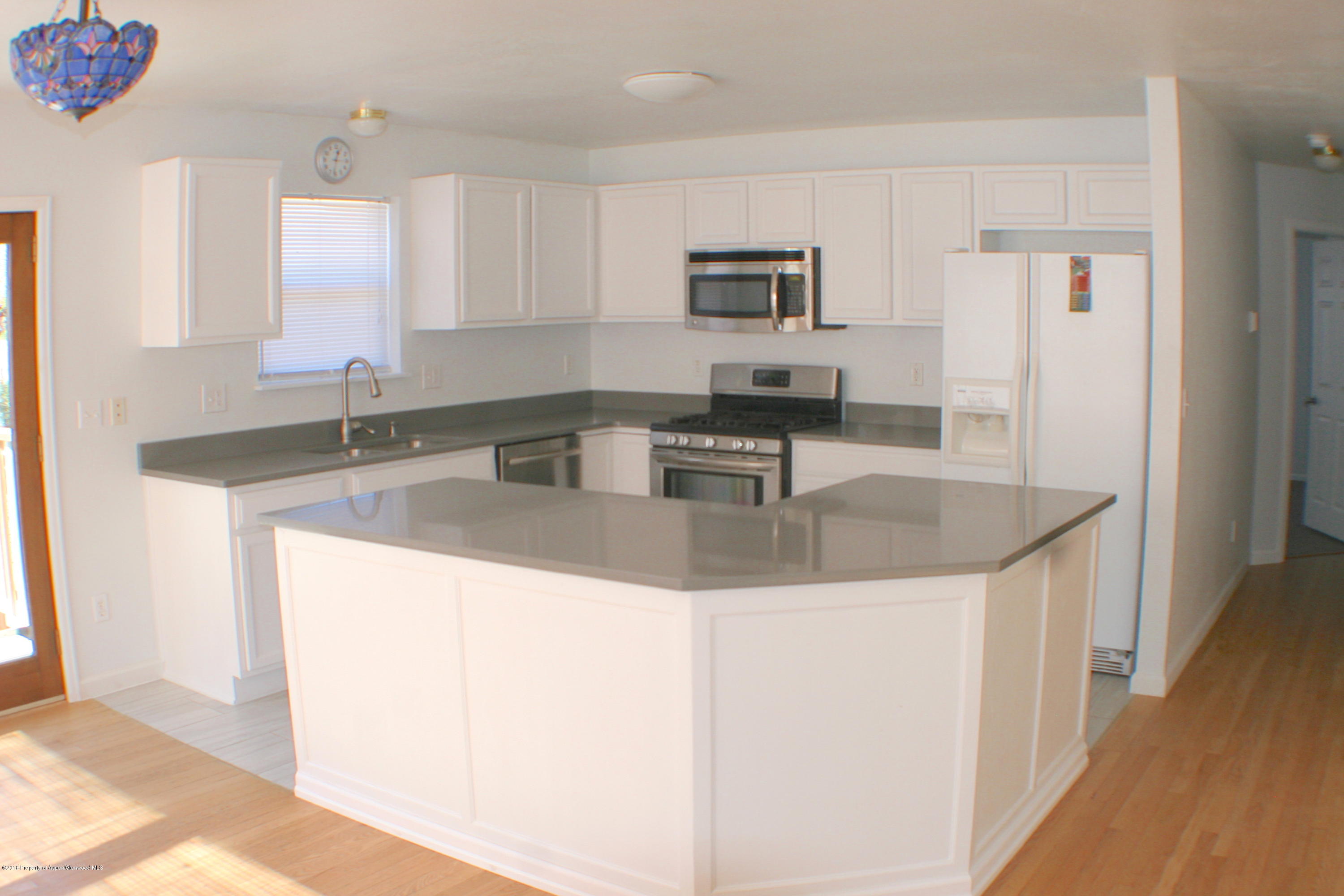 565 Aspen Avenue Rifle, CO 81650 - Photo 9 of 30 Kitchen 3