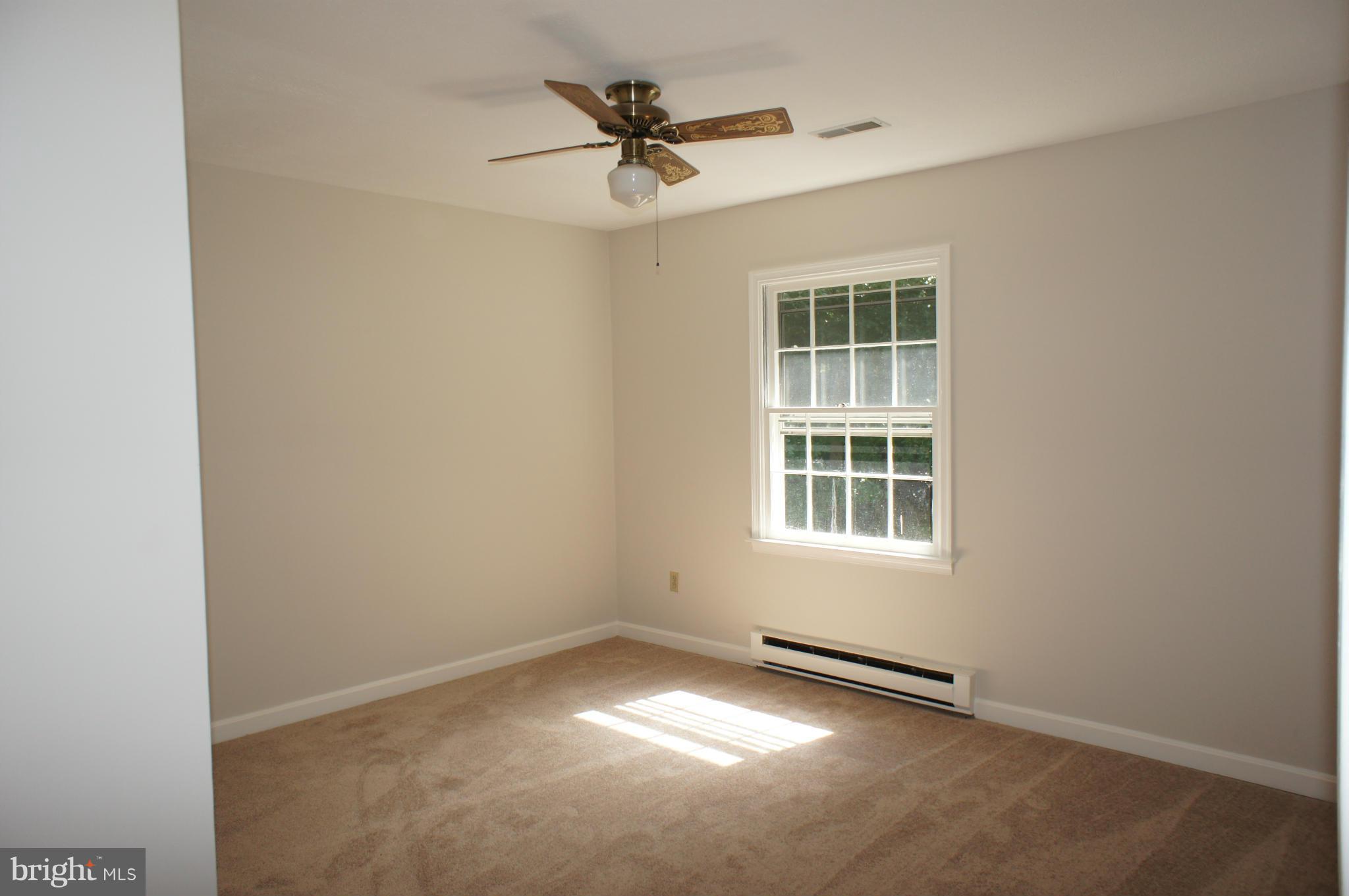 6725 River Road Manassas, VA 20111 - Photo 14 of 26 Bedroom