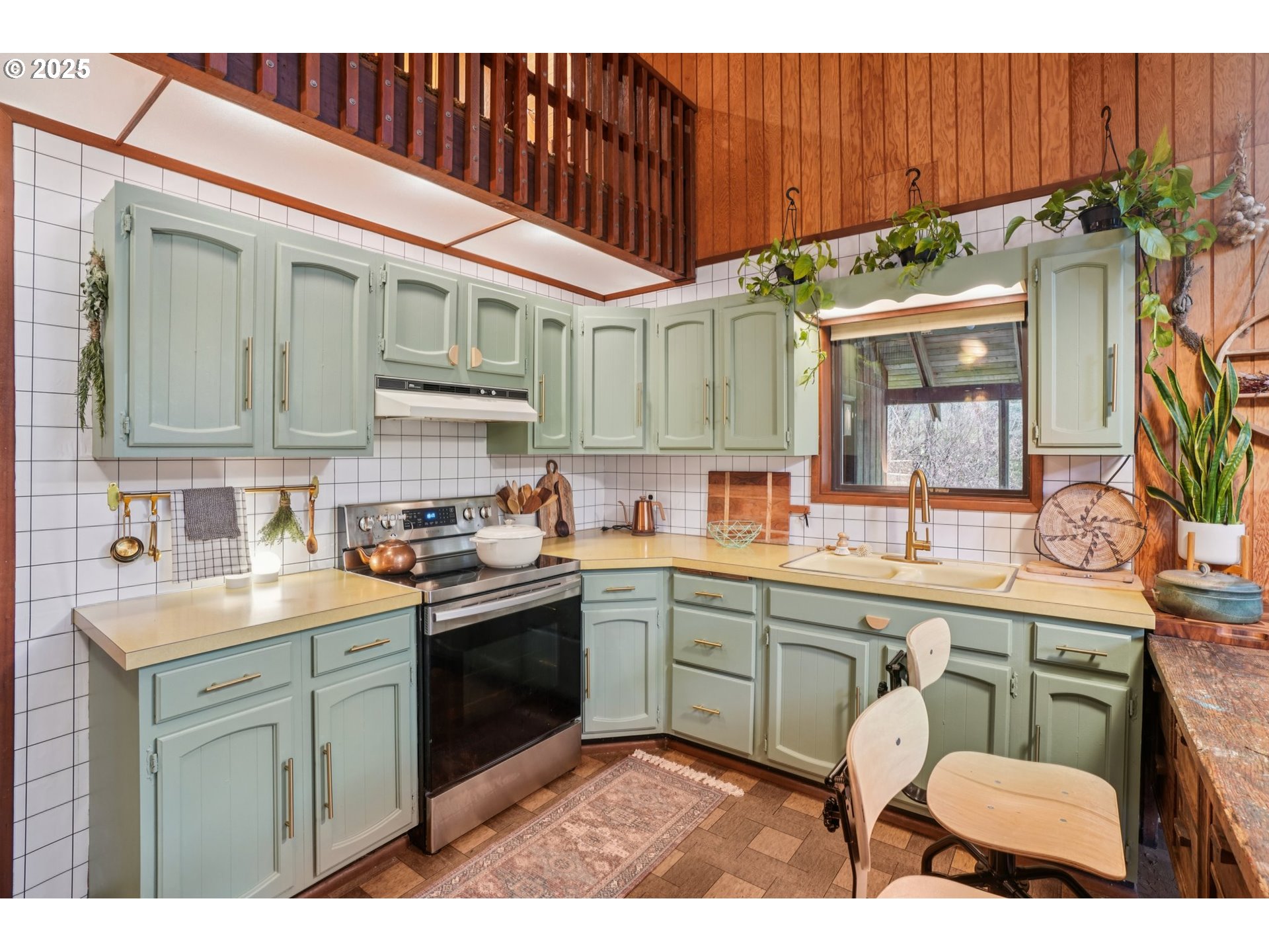 71461 Fishhawk Road Clatskanie, OR 97016 - Photo 15 of 48