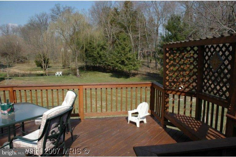 6696 Riley Road Warrenton, VA 20187 - Photo 6 of 8 Exterior (Rear)