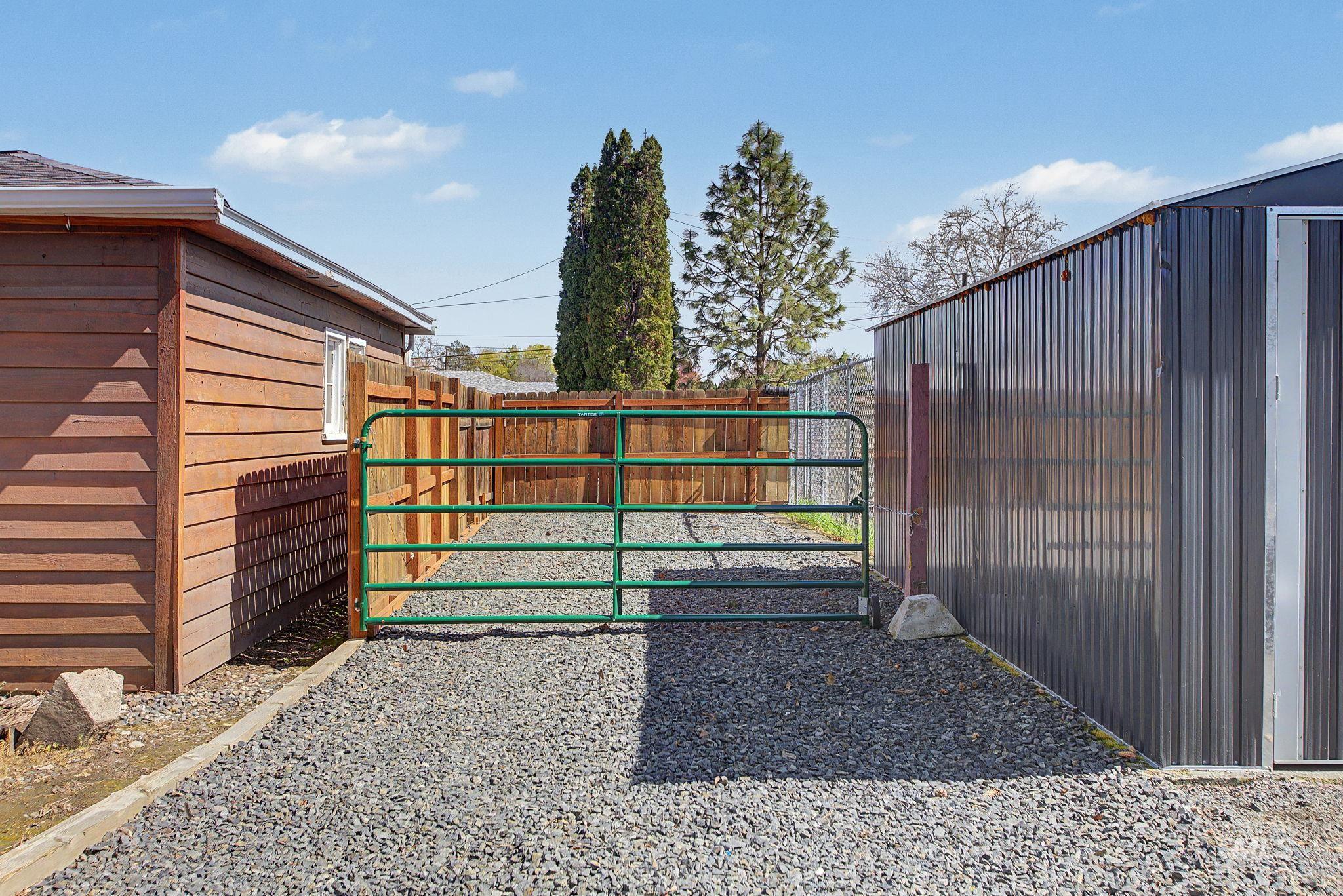 809 Bryden Avenue Lewiston, ID 83501 - Photo 41 of 42 RV Parking