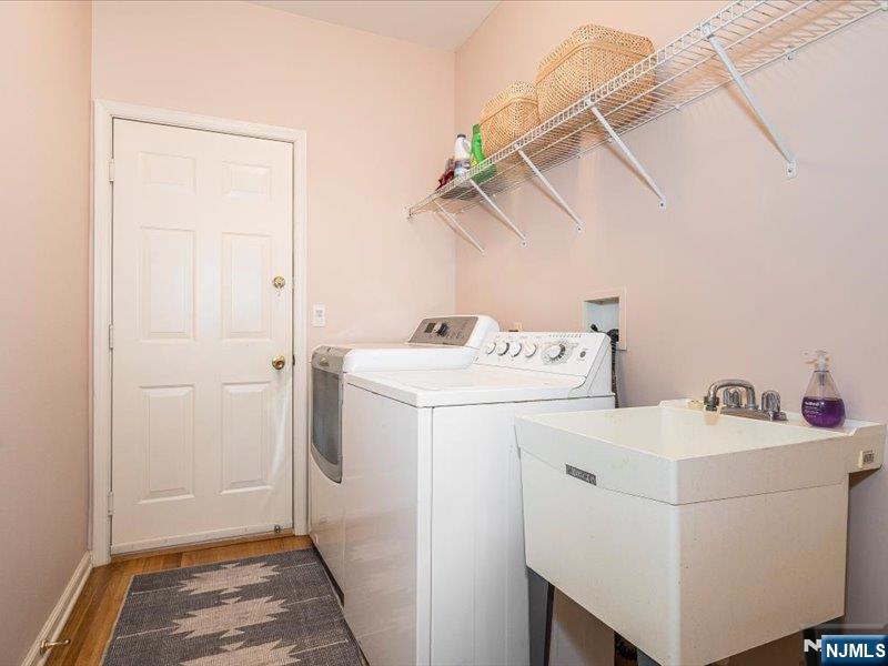 17 Pacio Court, Unit 2017 Roseland, NJ 07068 - Photo 19 of 38