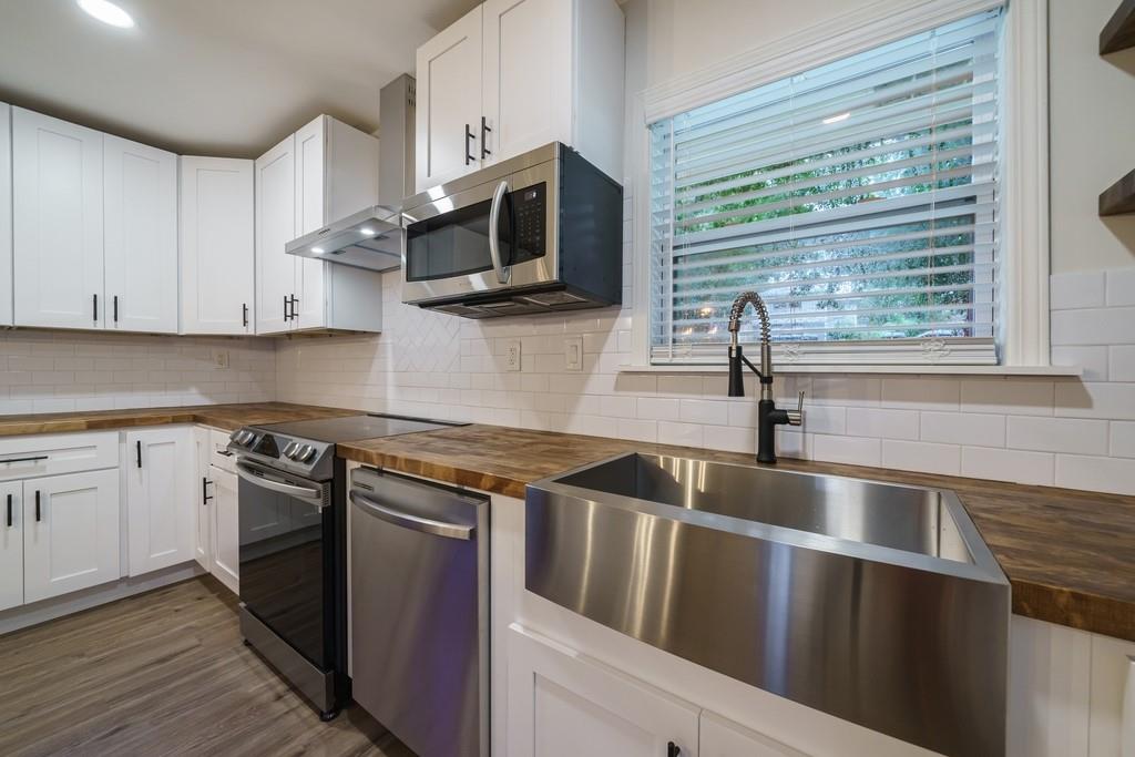 2359 Mark Trail Decatur, GA 30032 - Photo 11 of 32