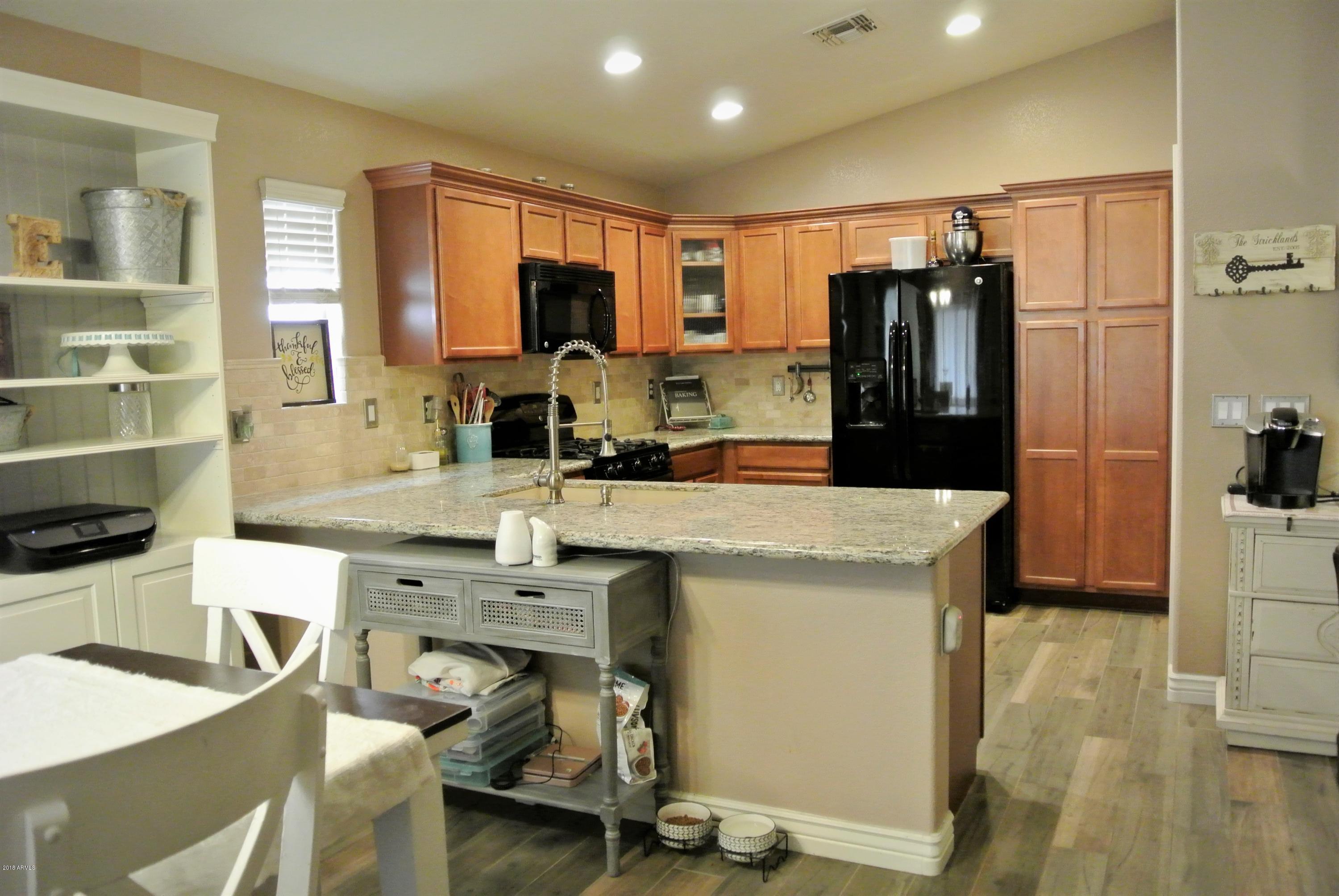 4181 East Bonanza Road Gilbert, AZ 85297 - Photo 15 of 40 Breakfast bar