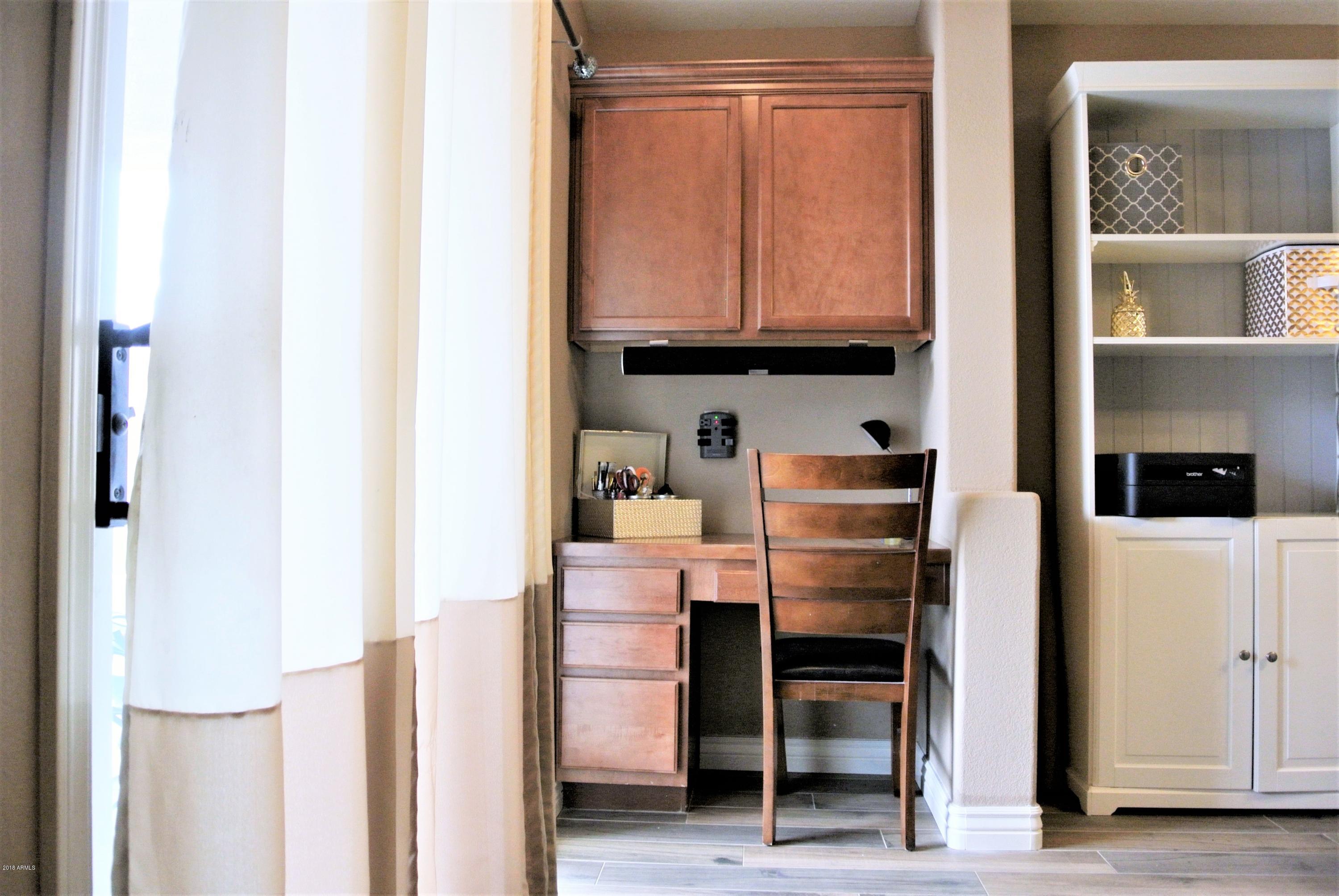 4181 East Bonanza Road Gilbert, AZ 85297 - Photo 25 of 40 Built-in office nook
