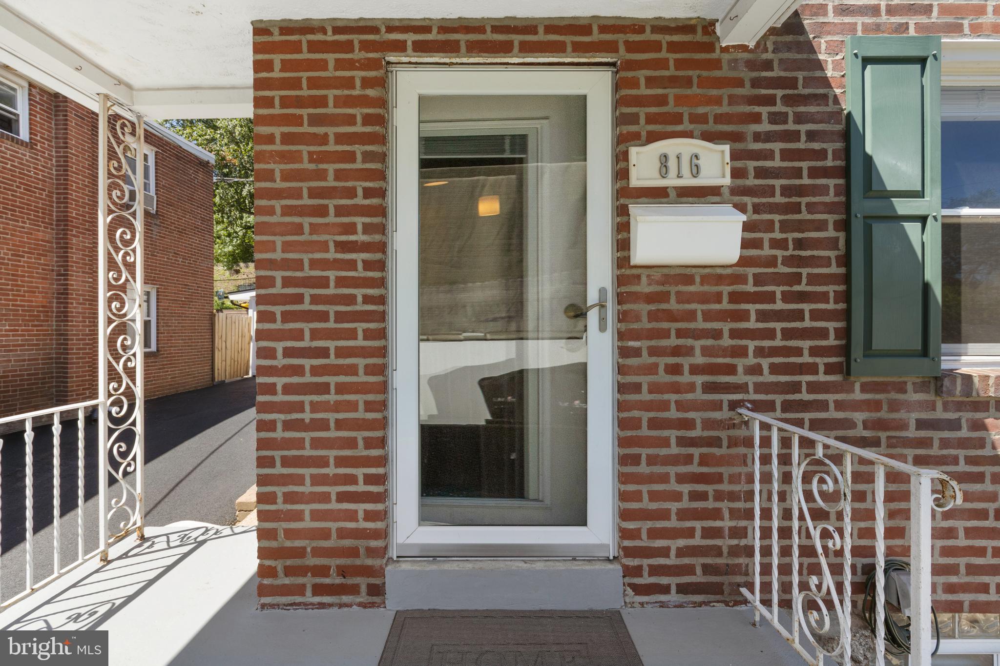 816 Naylors Run Road Havertown, PA 19083 - Photo 4 of 48