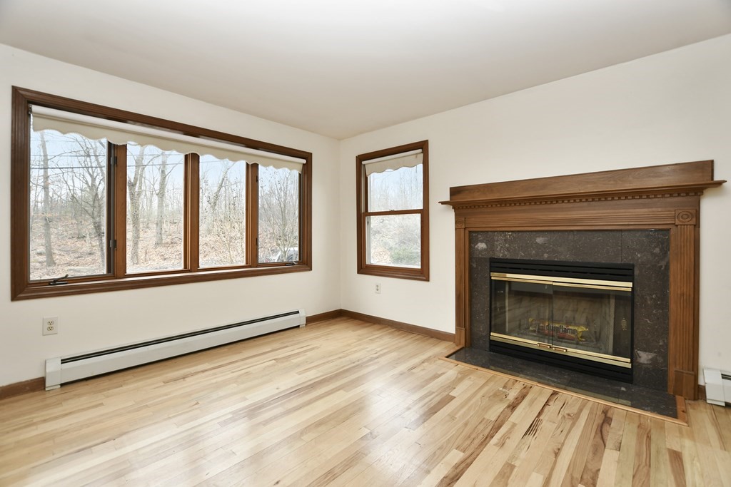 33 Pinecliff Road, Unit 33 Boston, MA 02132 - Photo 15 of 29 Gallery Image 15