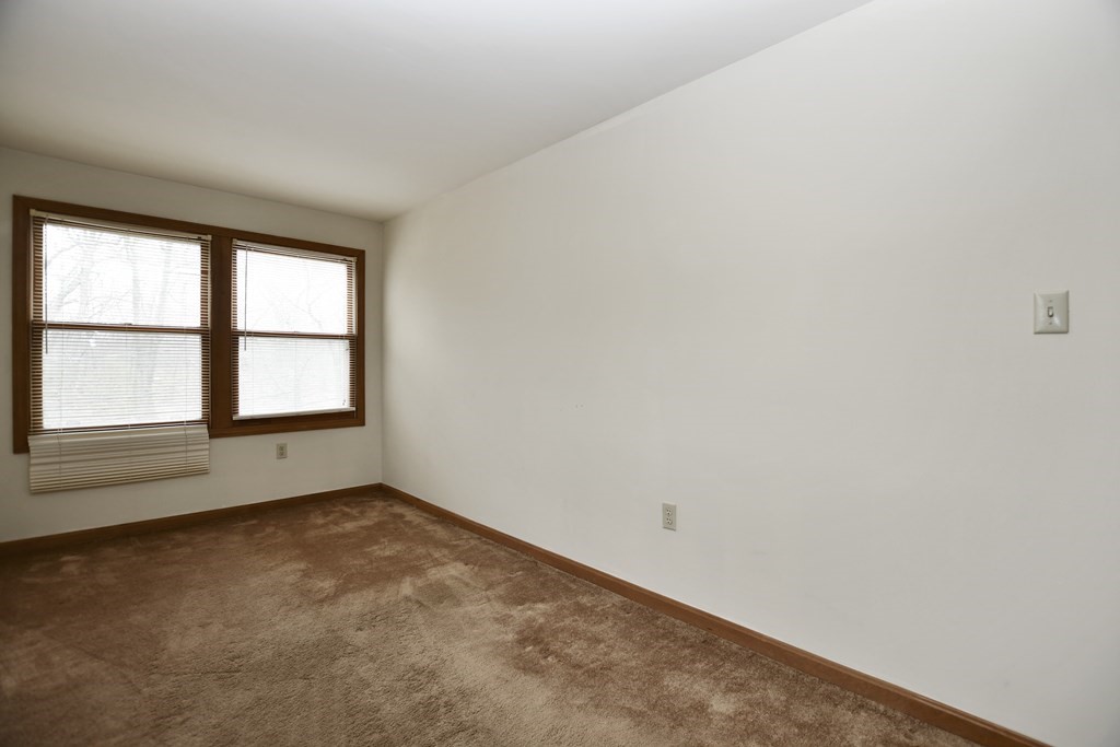 33 Pinecliff Road, Unit 33 Boston, MA 02132 - Photo 21 of 29 Gallery Image 21