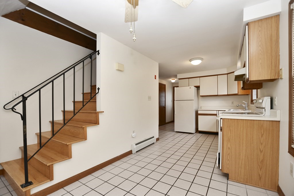 33 Pinecliff Road, Unit 33 Boston, MA 02132 - Photo 5 of 29 Gallery Image 5