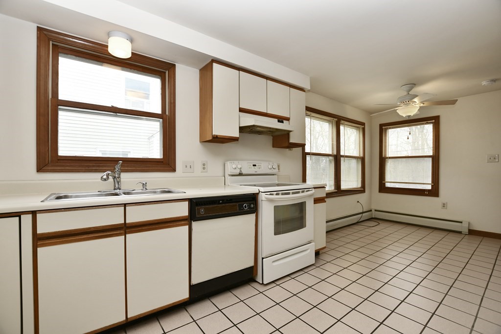 33 Pinecliff Road, Unit 33 Boston, MA 02132 - Photo 9 of 29 Gallery Image 9