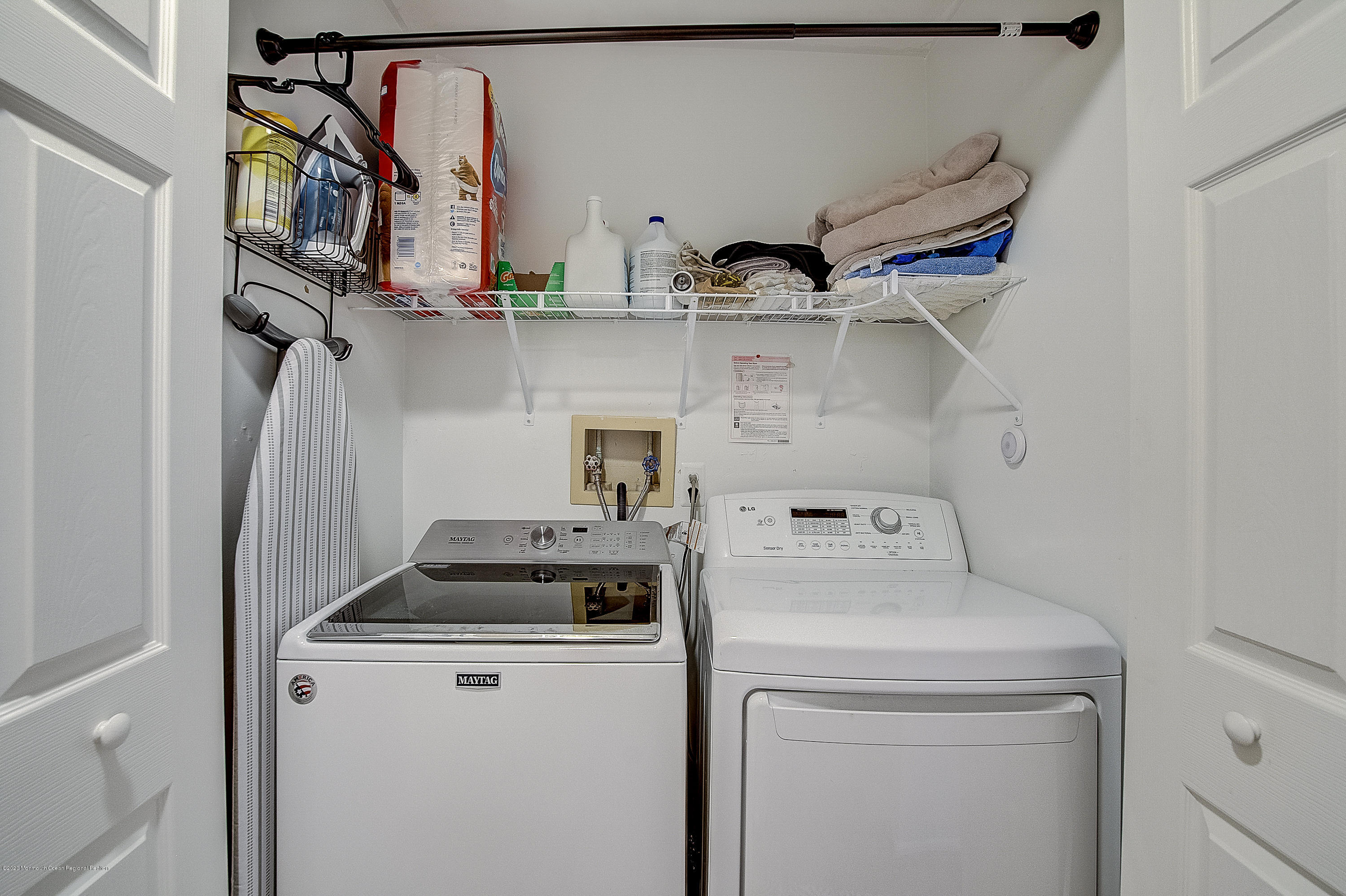 76 Rita Lane Jackson, NJ 08527 - Photo 13 of 29 17-Rita Ln-017