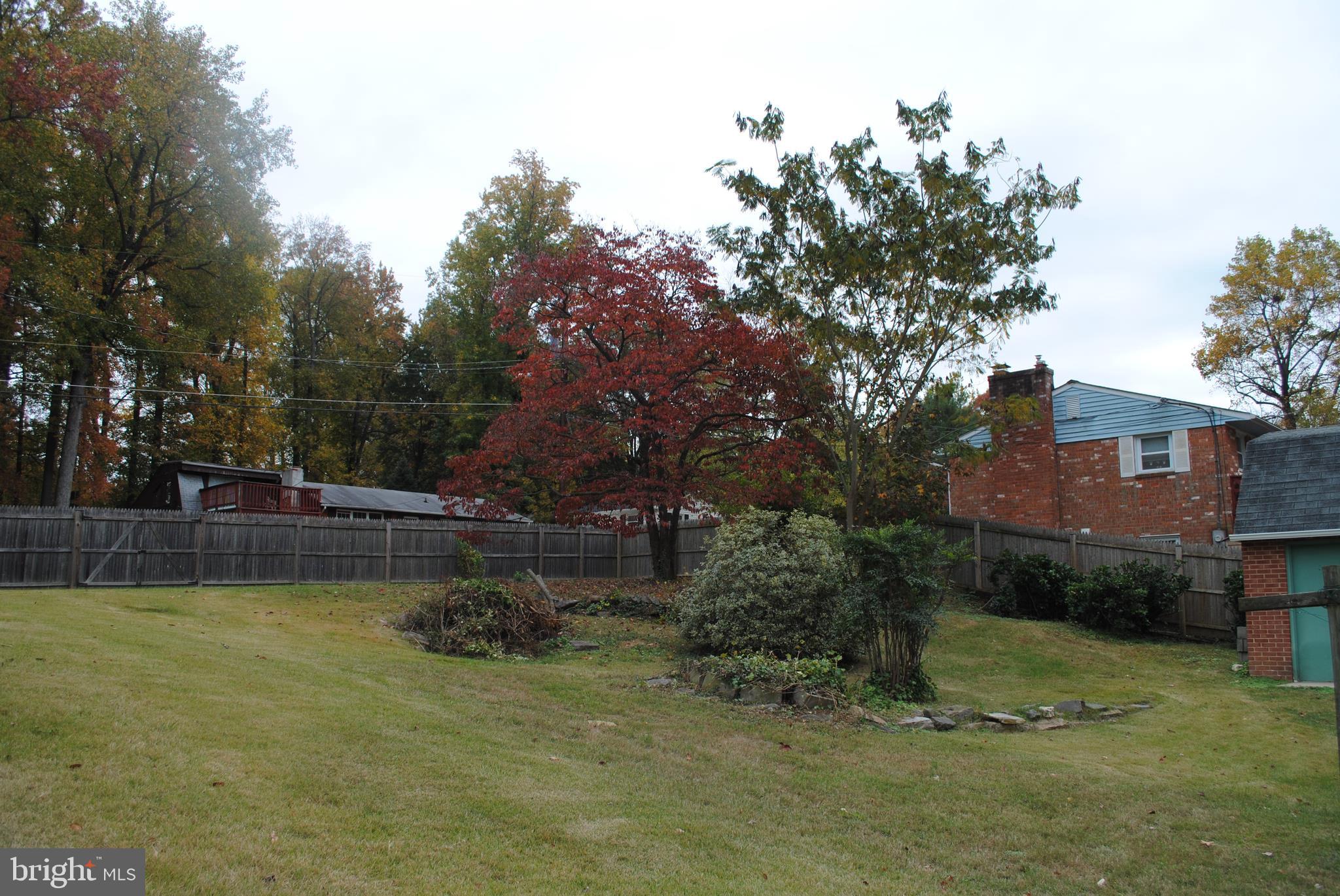 2805 Kingsway Road Fort Washington, MD 20744 - Photo 11 of 45 Rear Yard