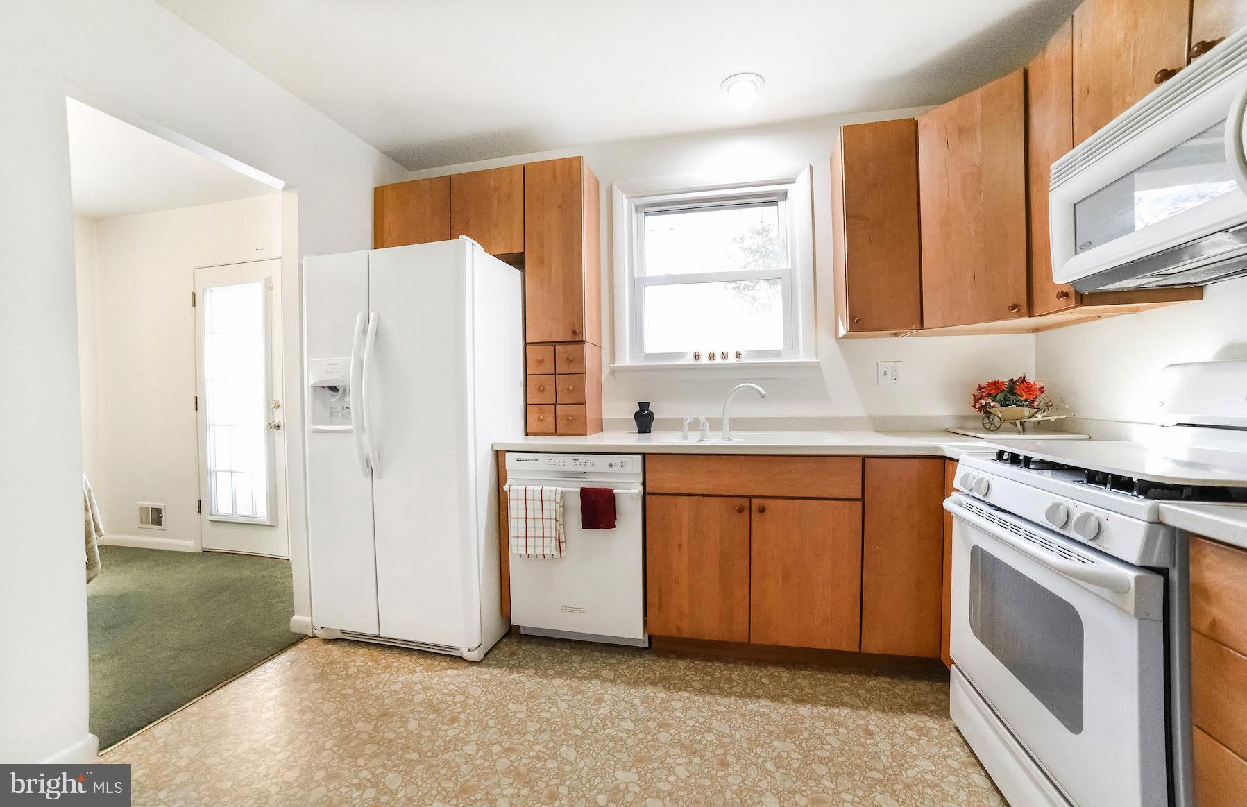 2805 Kingsway Road Fort Washington, MD 20744 - Photo 15 of 45 Kitchen