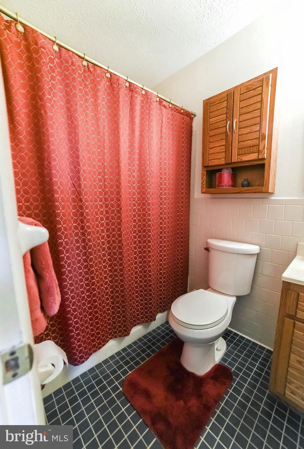 2805 Kingsway Road Fort Washington, MD 20744 - Photo 18 of 45 Bathroom
