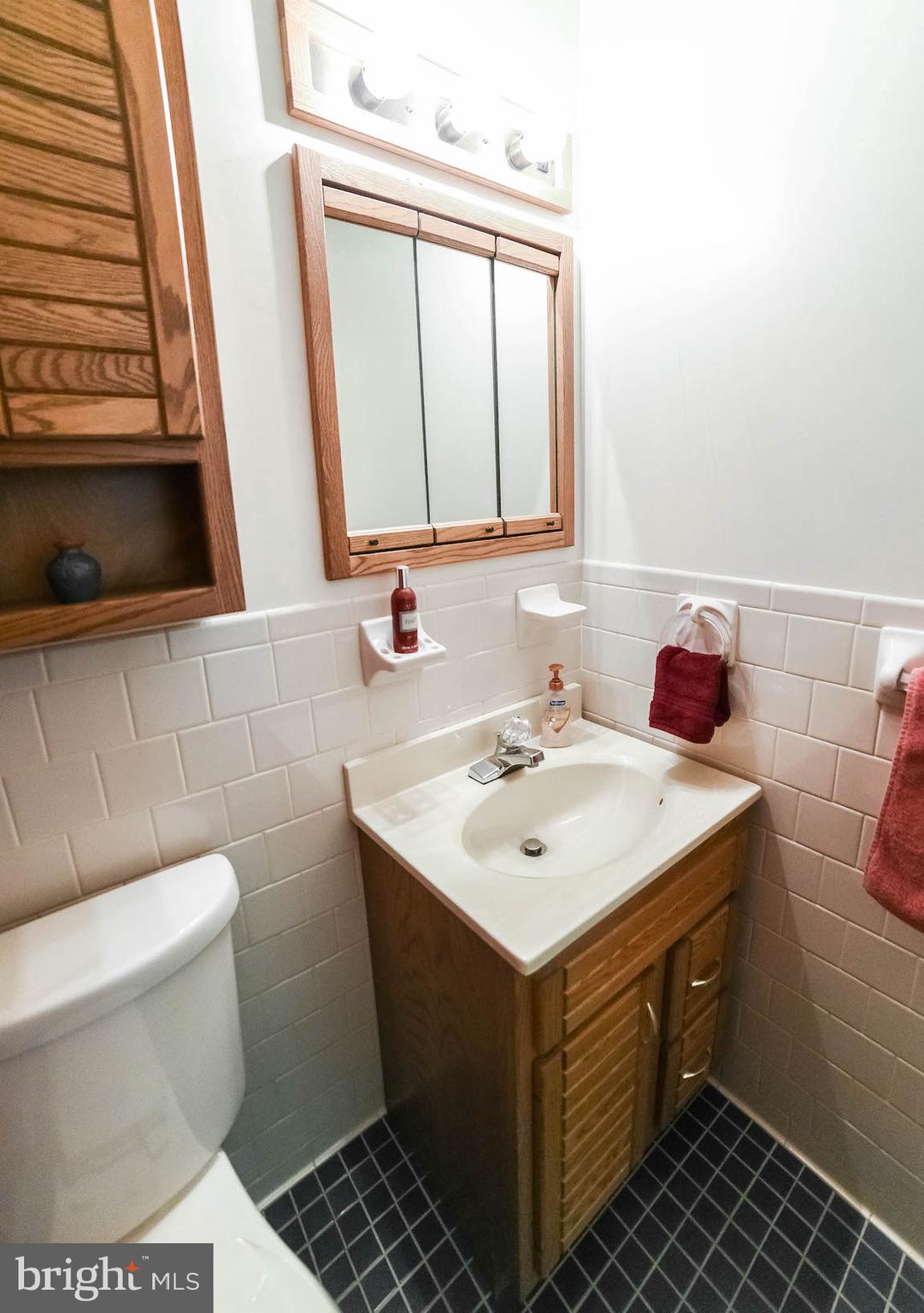 2805 Kingsway Road Fort Washington, MD 20744 - Photo 19 of 45 Bathroom