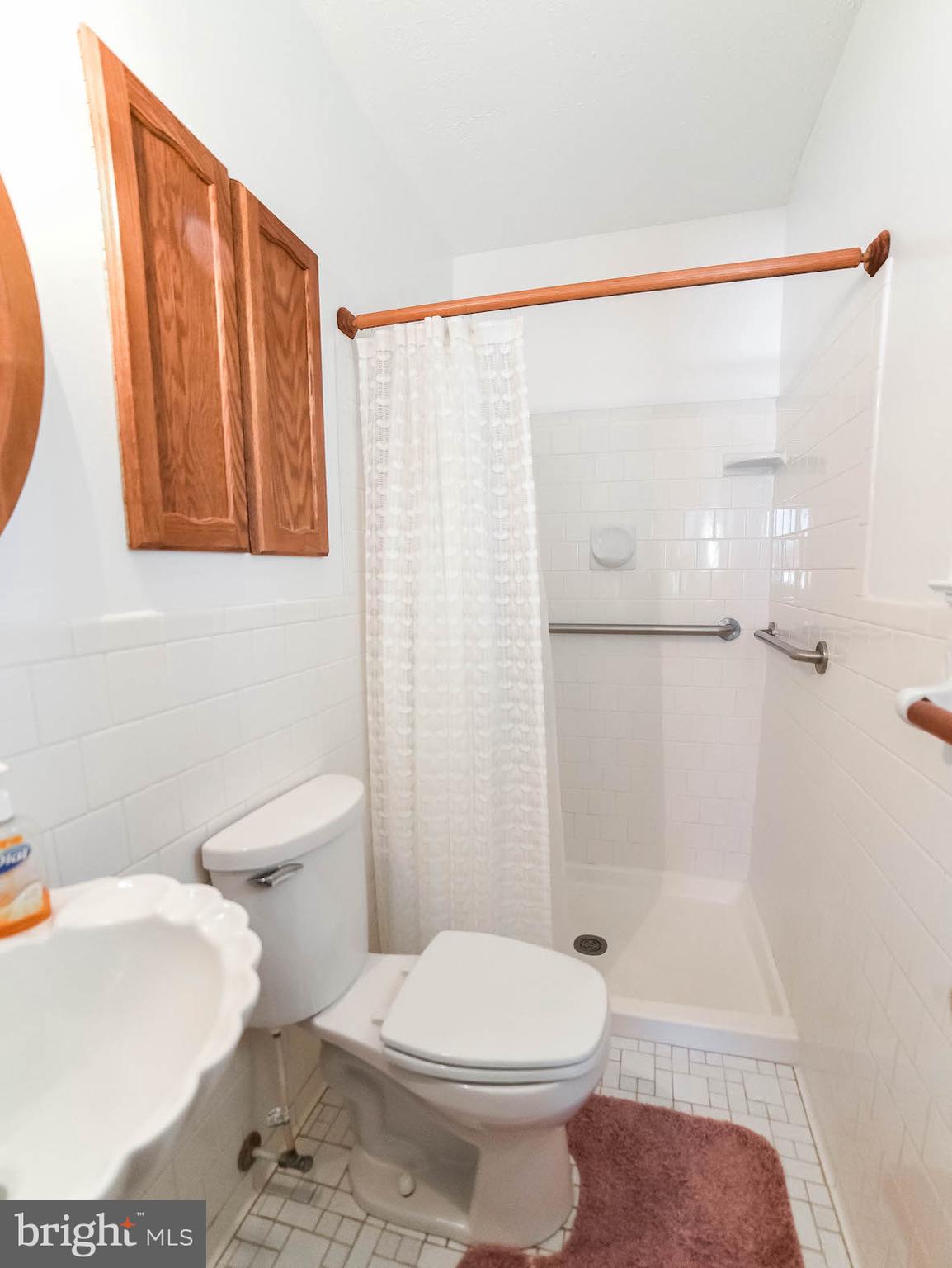 2805 Kingsway Road Fort Washington, MD 20744 - Photo 26 of 45 Bathroom