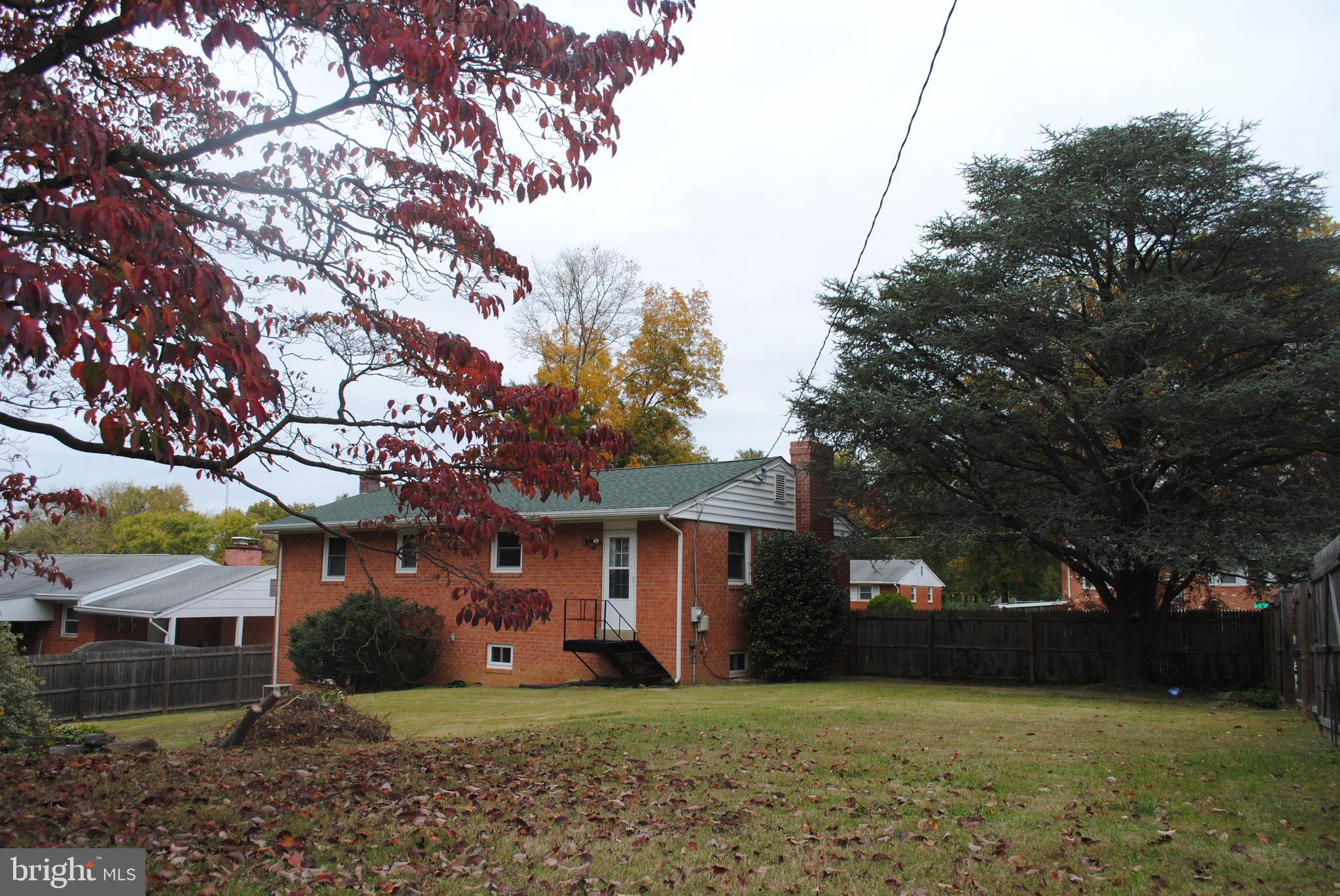 2805 Kingsway Road Fort Washington, MD 20744 - Photo 39 of 45 Rear yard
