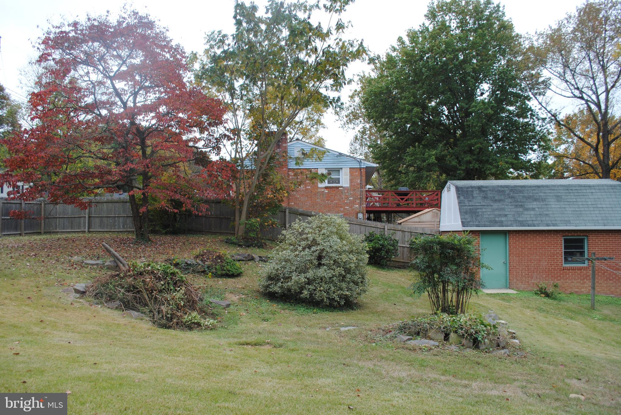 2805 Kingsway Road Fort Washington, MD 20744 - Photo 41 of 45 Rear Yard