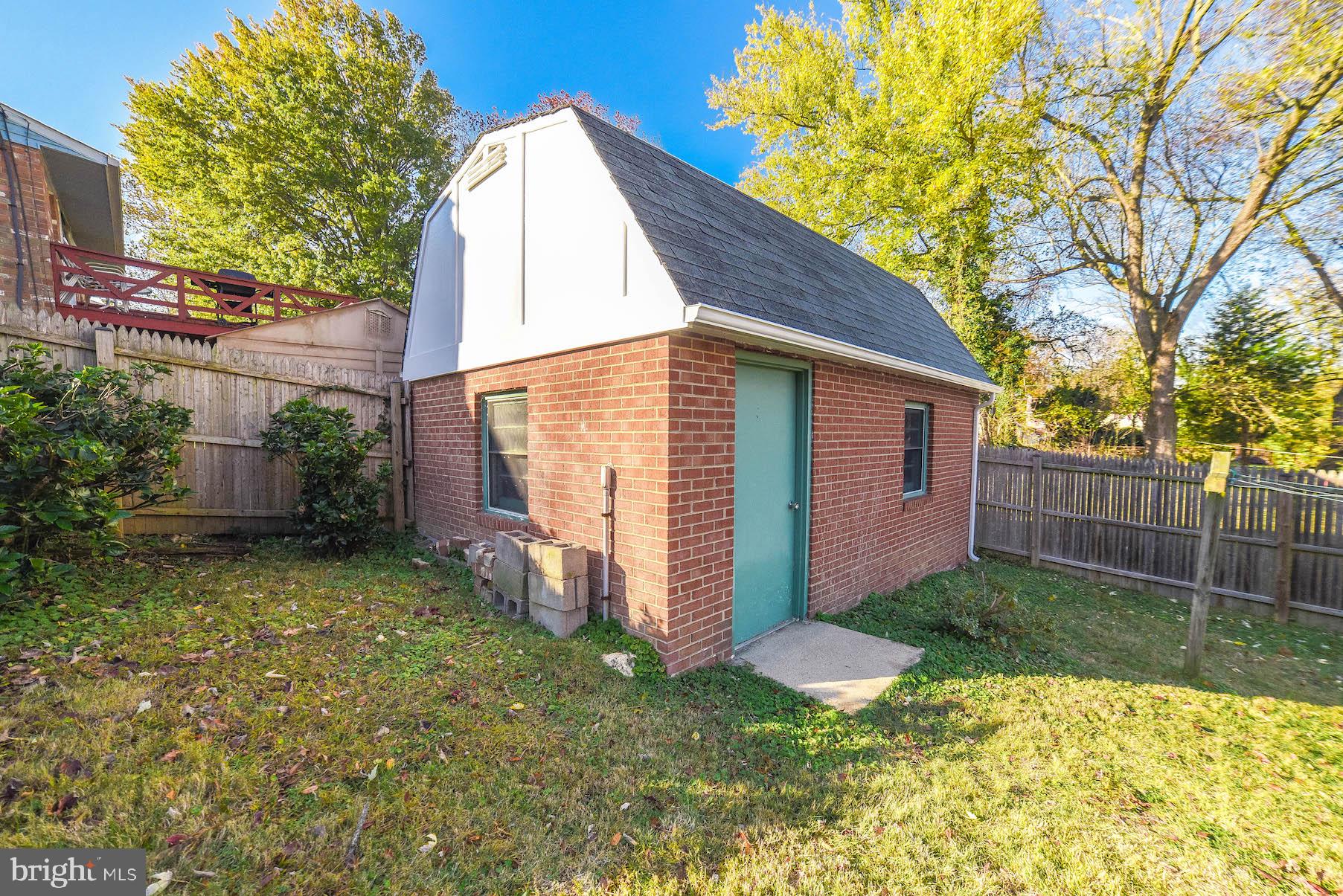 2805 Kingsway Road Fort Washington, MD 20744 - Photo 10 of 45 Shed