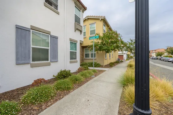 $490,000 | 2944 Valbonne Walk, Sacramento, CA 95834