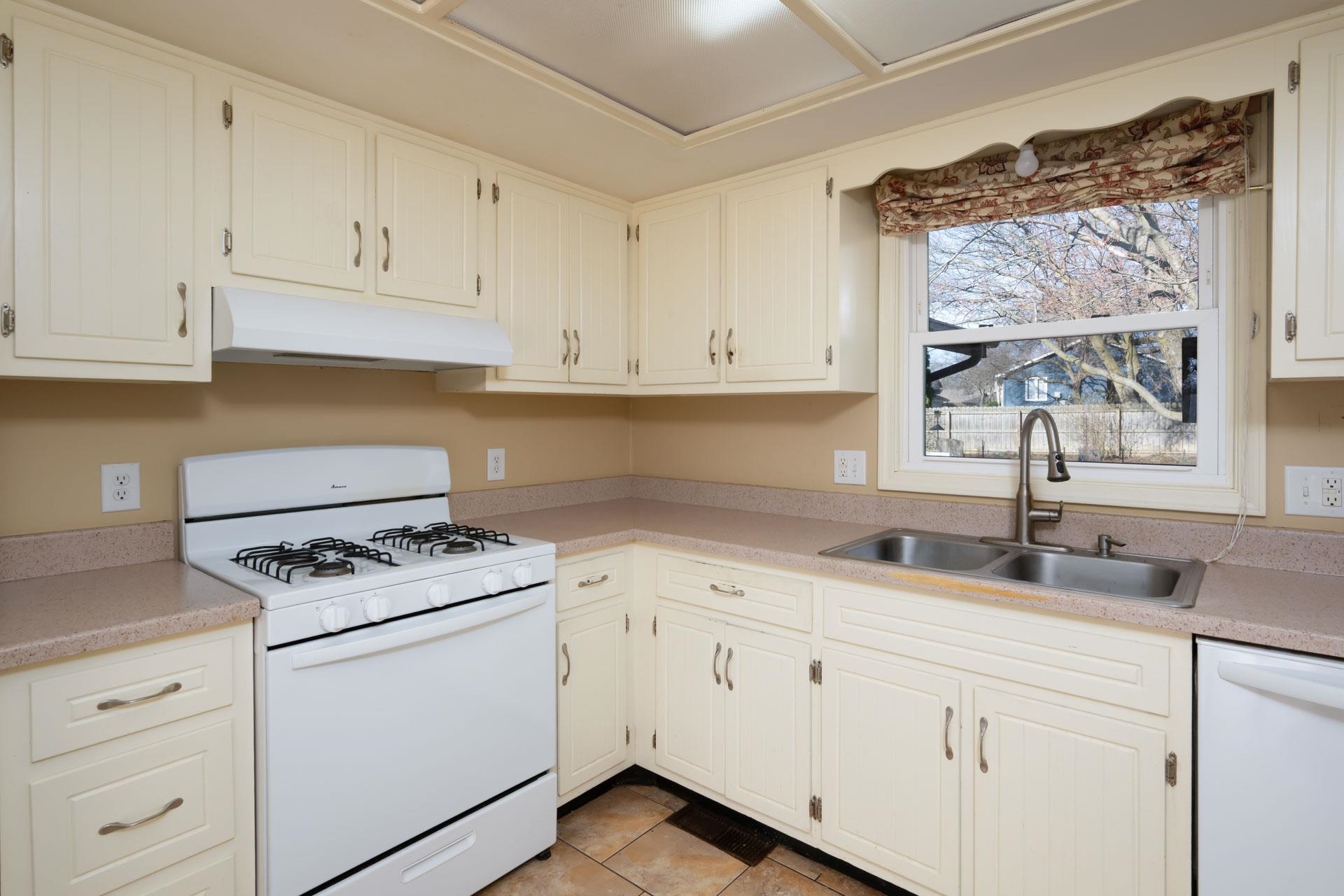 4518 Bridgetown Run Fort Wayne, IN 46804 - Photo 26 of 36