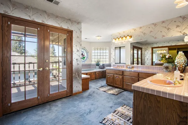 $899,900 | 891 Shore Breeze Drive, Sacramento, CA 95831