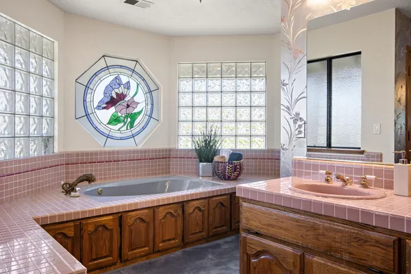 $899,900 | 891 Shore Breeze Drive, Sacramento, CA 95831