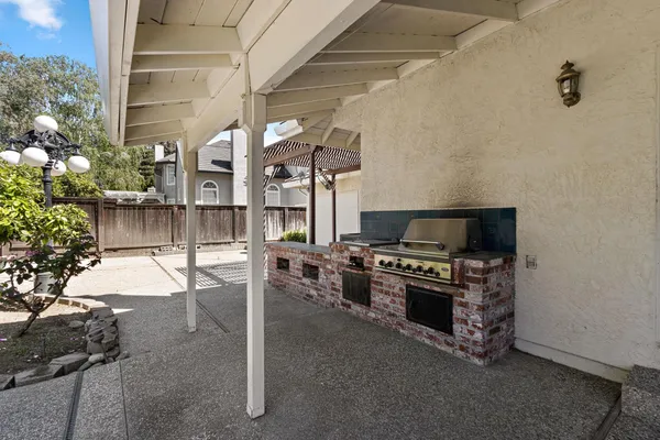 $899,900 | 891 Shore Breeze Drive, Sacramento, CA 95831