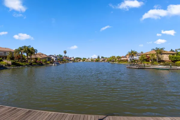 $899,900 | 891 Shore Breeze Drive, Sacramento, CA 95831