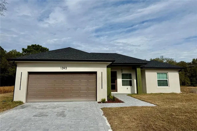 $2,200 | 1393 West Lorraine Drive, Citrus Springs, FL 34434