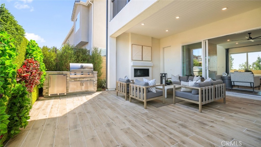 131 Junco Irvine, CA 92618 - Photo 14 of 54 Photos shown are of model only- not actual homesite.