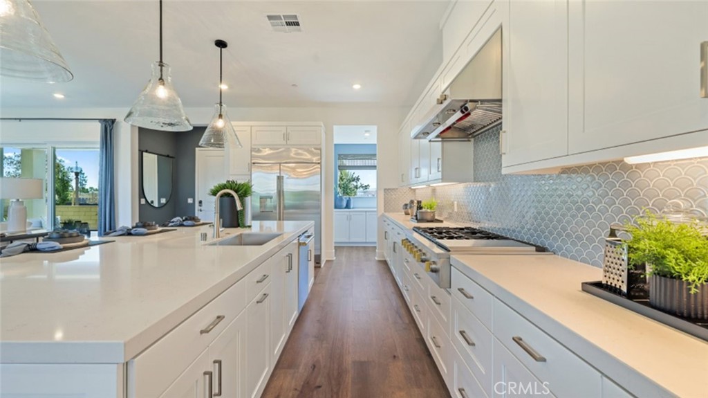 131 Junco Irvine, CA 92618 - Photo 5 of 54 Photos shown are of model only- not actual homesite.