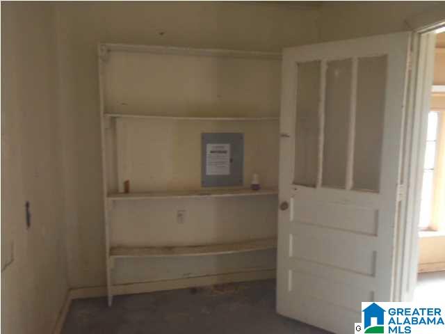 215 South Park Road Southwest Birmingham, AL 35211 - Photo 13 of 17