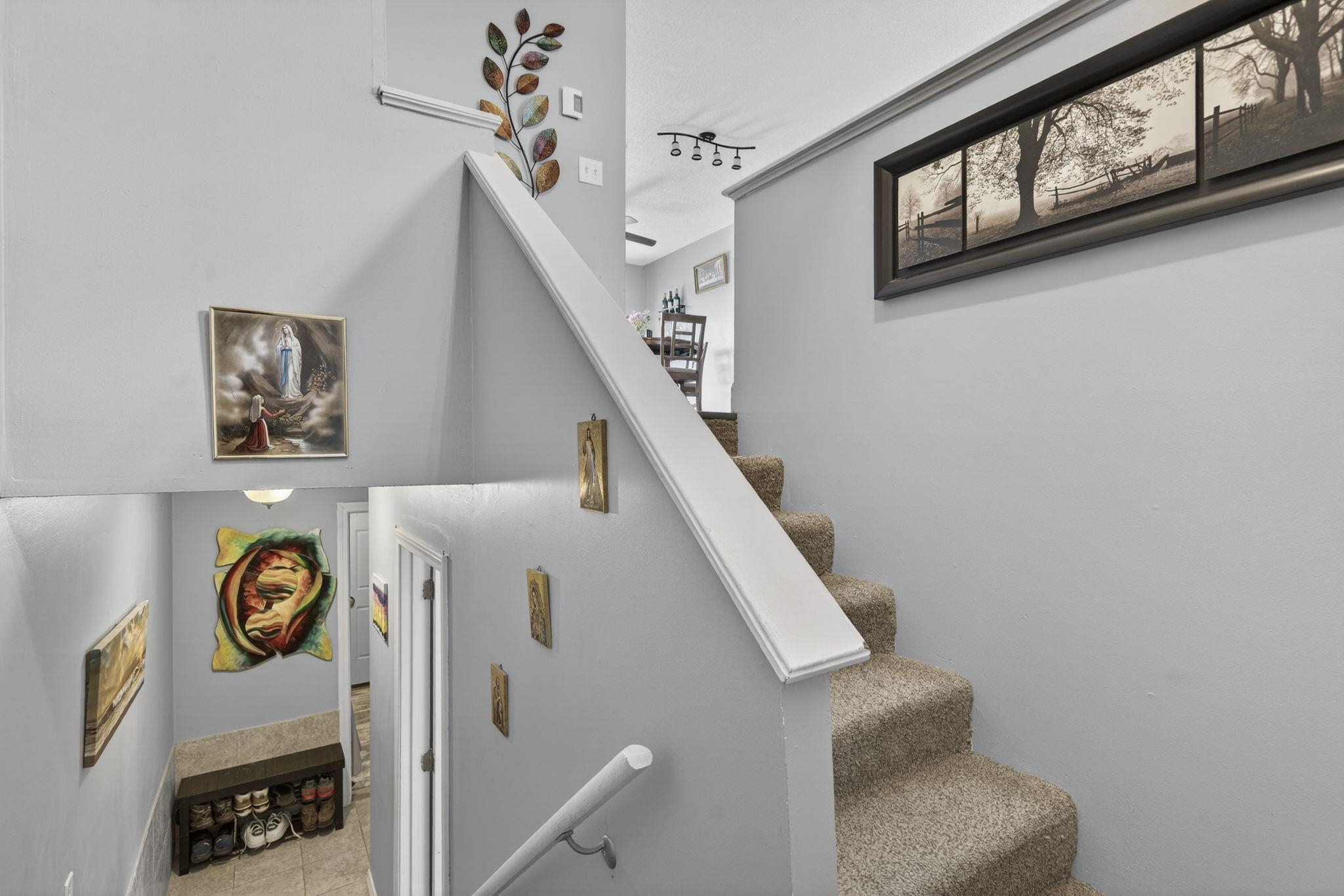 897 Mammoth Road, Unit 3 Manchester, NH 03104 - Photo 11 of 25