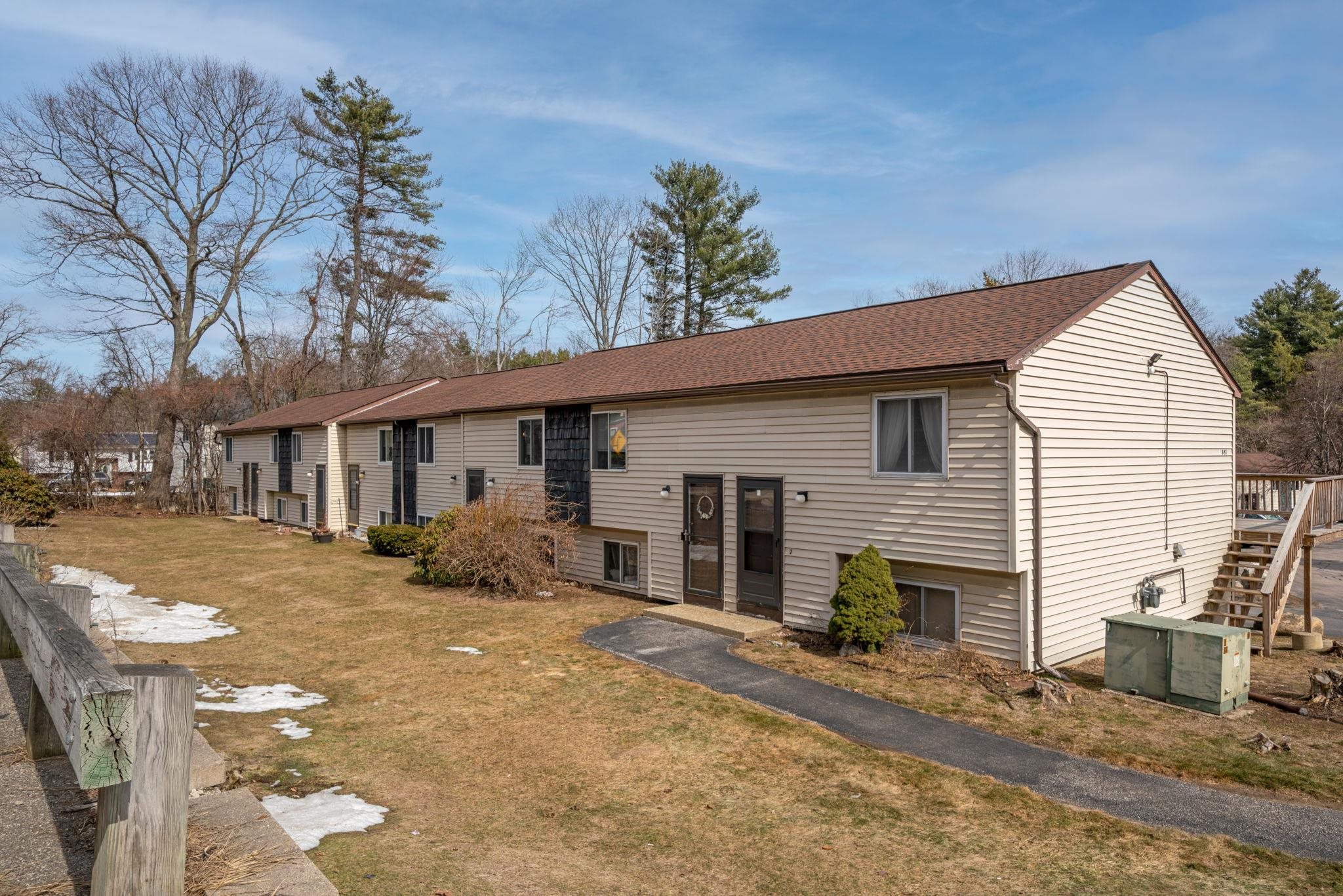 897 Mammoth Road, Unit 3 Manchester, NH 03104 - Photo 20 of 25