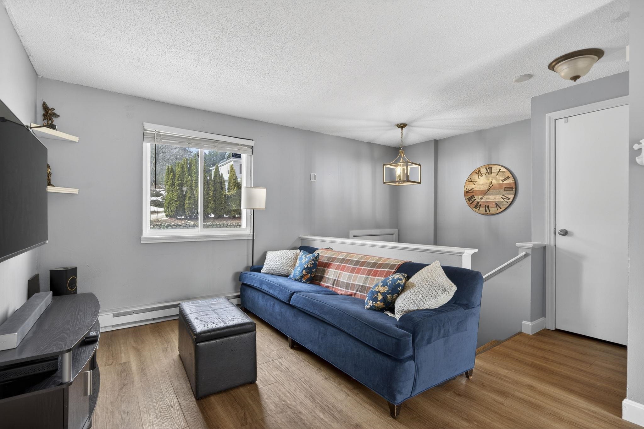 897 Mammoth Road, Unit 3 Manchester, NH 03104 - Photo 8 of 25