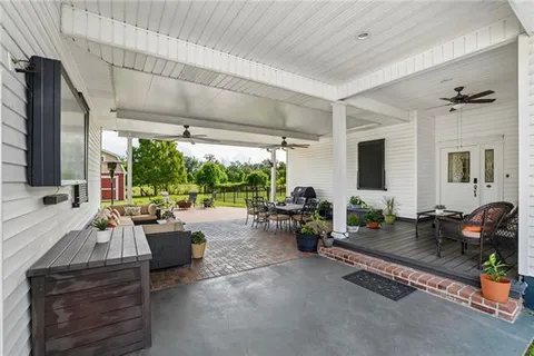 $530,000 | 10141 Chenevert Road, Waggaman, LA 70094