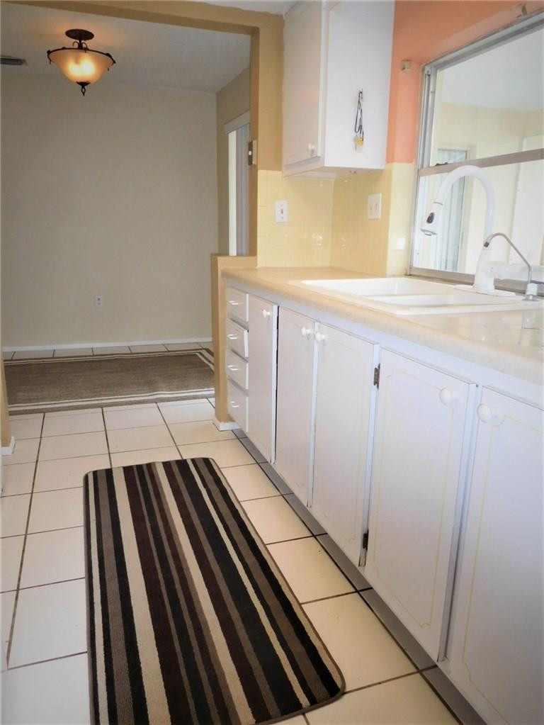 2719 Northwest 68th Way Sunrise, FL 33313 - Photo 11 of 30 Photo 11