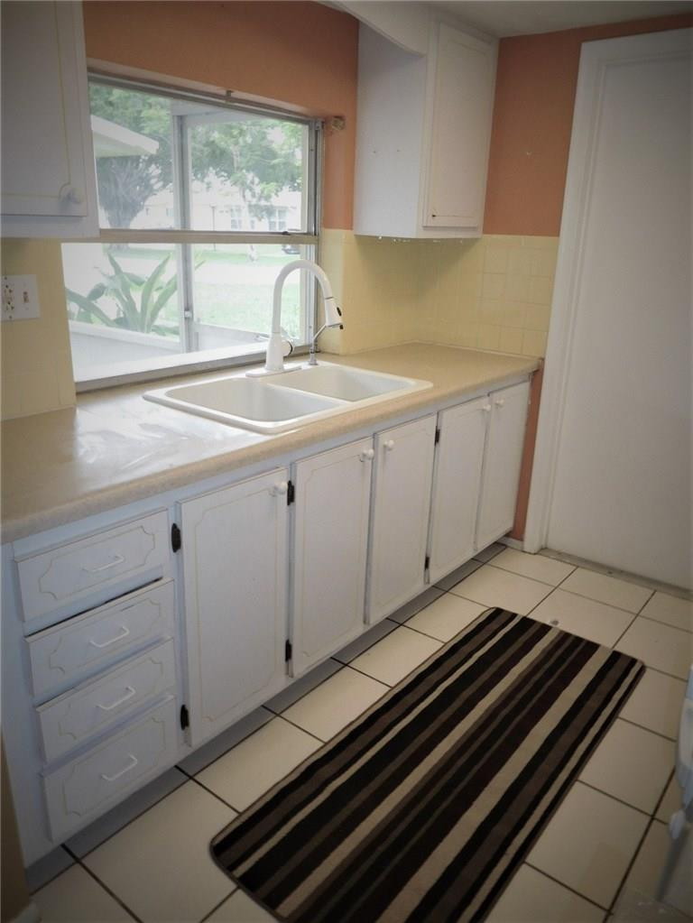 2719 Northwest 68th Way Sunrise, FL 33313 - Photo 13 of 30 Photo 13