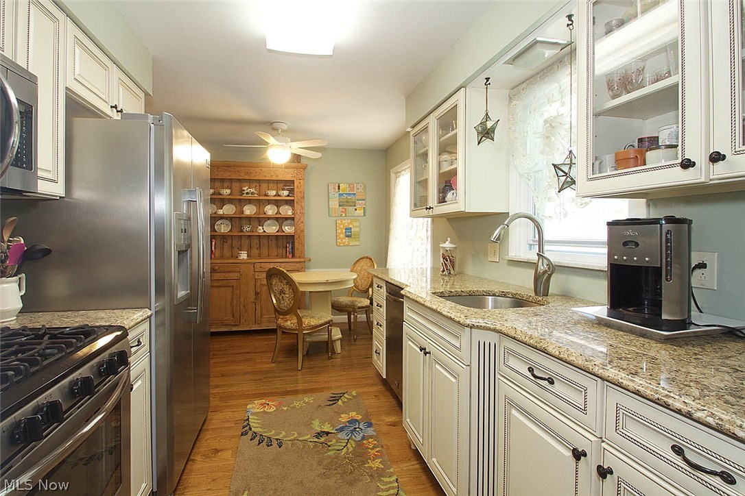 5658 Faraday Road Lyndhurst, OH 44124 - Photo 9 of 20 Gallery Image 9