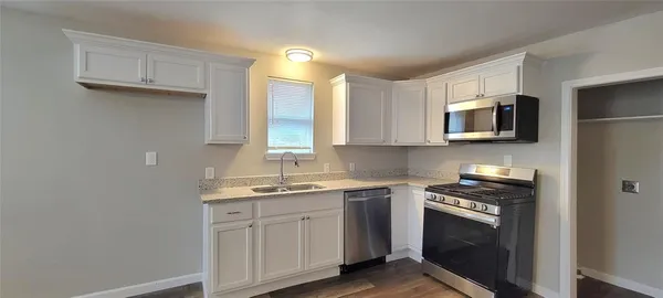 $2,800,000 | 17 Sfr Portfolio Package Street, Greenville, TX 75401