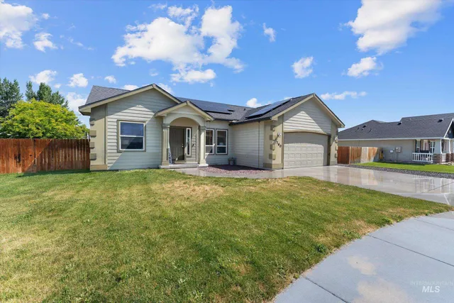 $343,000 | 760 Southwest Josephine Street, Mountain Home, ID 83647