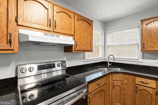 $425,000 | 115 Rockhurst Chase, Tyrone, GA 30290