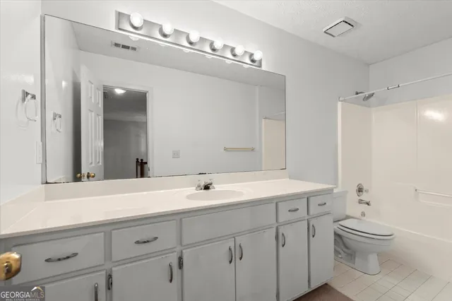 $425,000 | 115 Rockhurst Chase, Tyrone, GA 30290