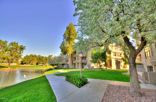 $2,200 | 5136 North 31st Place, Unit 631, Phoenix, AZ 85016